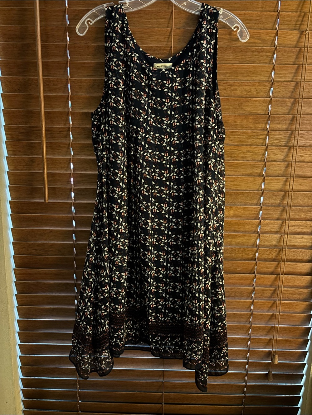 Max Studio Black Sleeveless Floral Midi Dress